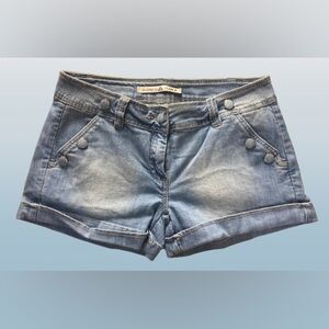 Bianco Shorts, Size 27, Denim w/Cuffs, 10.5” Long, 3” Inseam Pockets Vintage